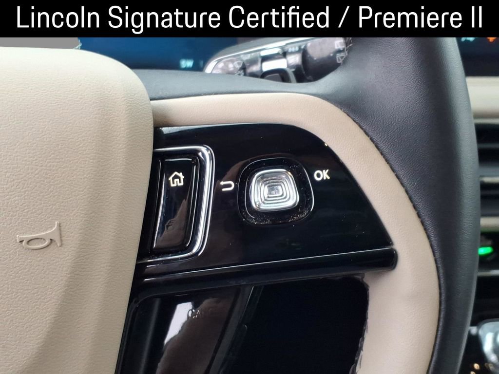 Used 2025 Lincoln Corsair FWD w/ Equipment Group 101A image 23