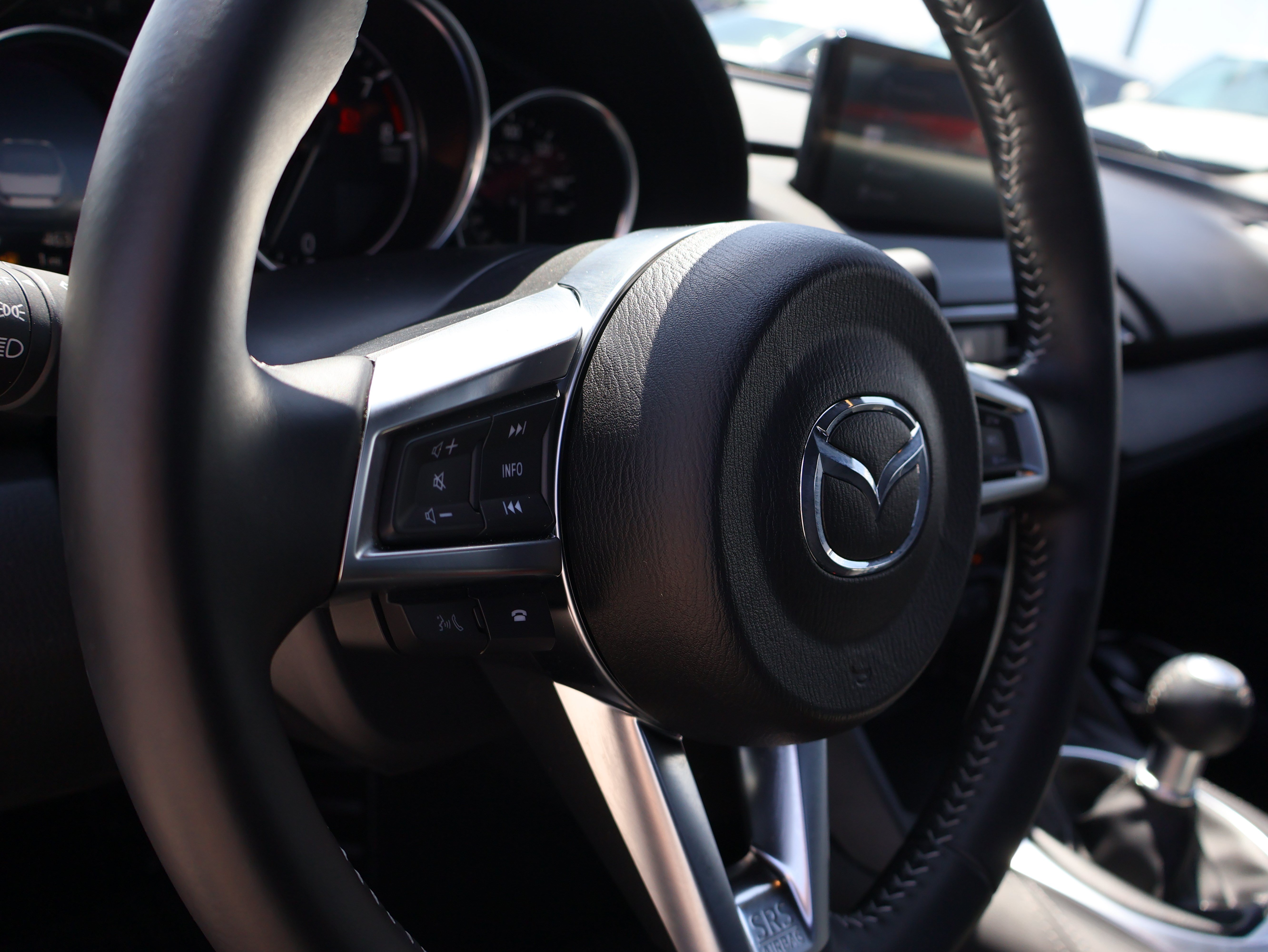 Certified 2025 MAZDA MX-5 Miata Club RWD image 14