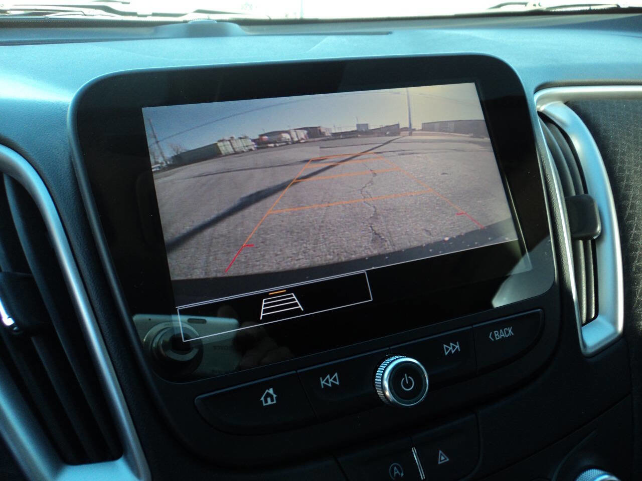 Used 2022 Chevrolet Malibu RS image 12