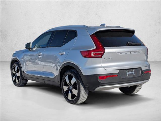Used 2019 Volvo XC40 T5 Momentum image 8