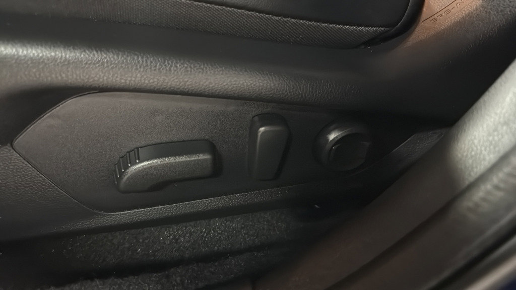 Certified 2026 Subaru Crosstrek 2.5i Limited w/ Crosstrek Mirror Package image 16