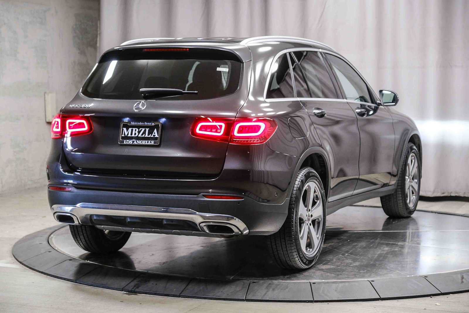 Certified 2022 Mercedes-Benz GLC 300 image 4
