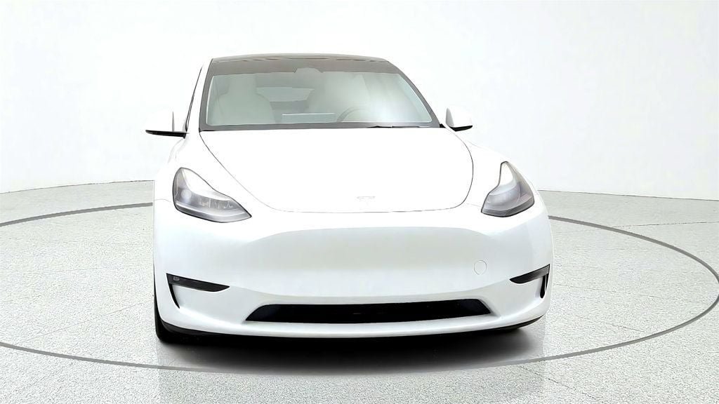 Used 2022 Tesla Model Y Performance AWD/4WD image 2