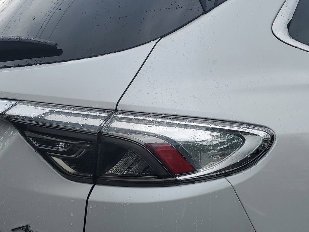 Certified 2024 Buick Enclave Avenir w/ Avenir Technology Package image 26