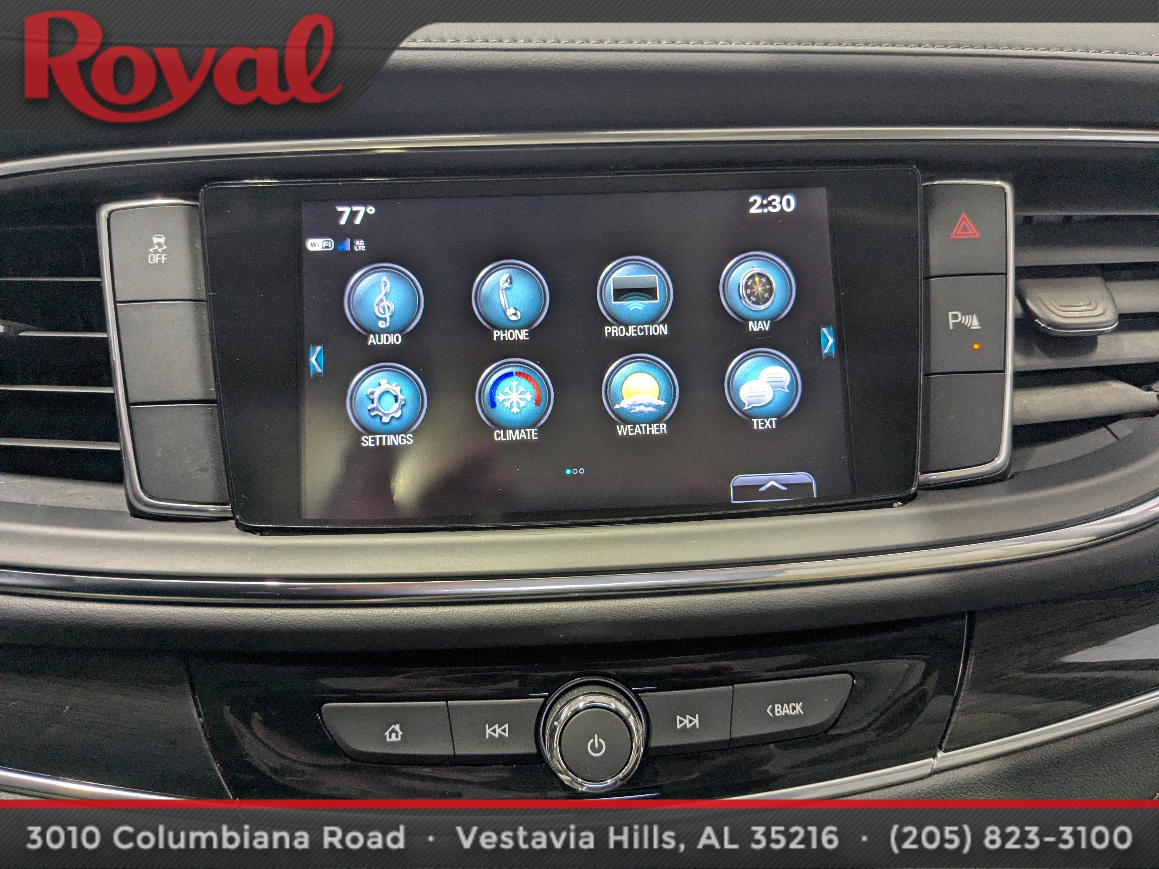 Used 2018 Buick Enclave Essence FWD image 24