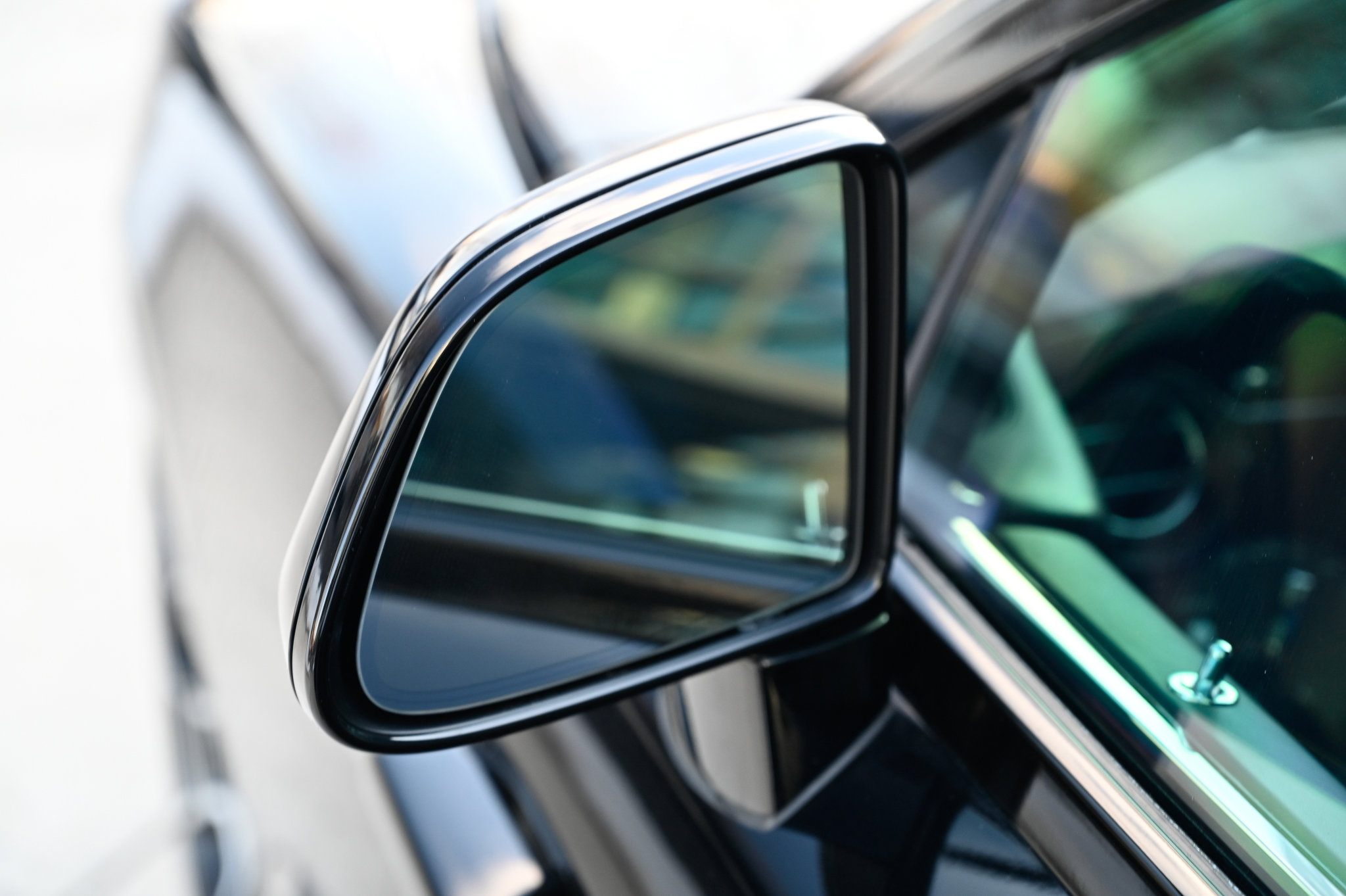 Used 2017 Rolls-Royce Wraith image 13