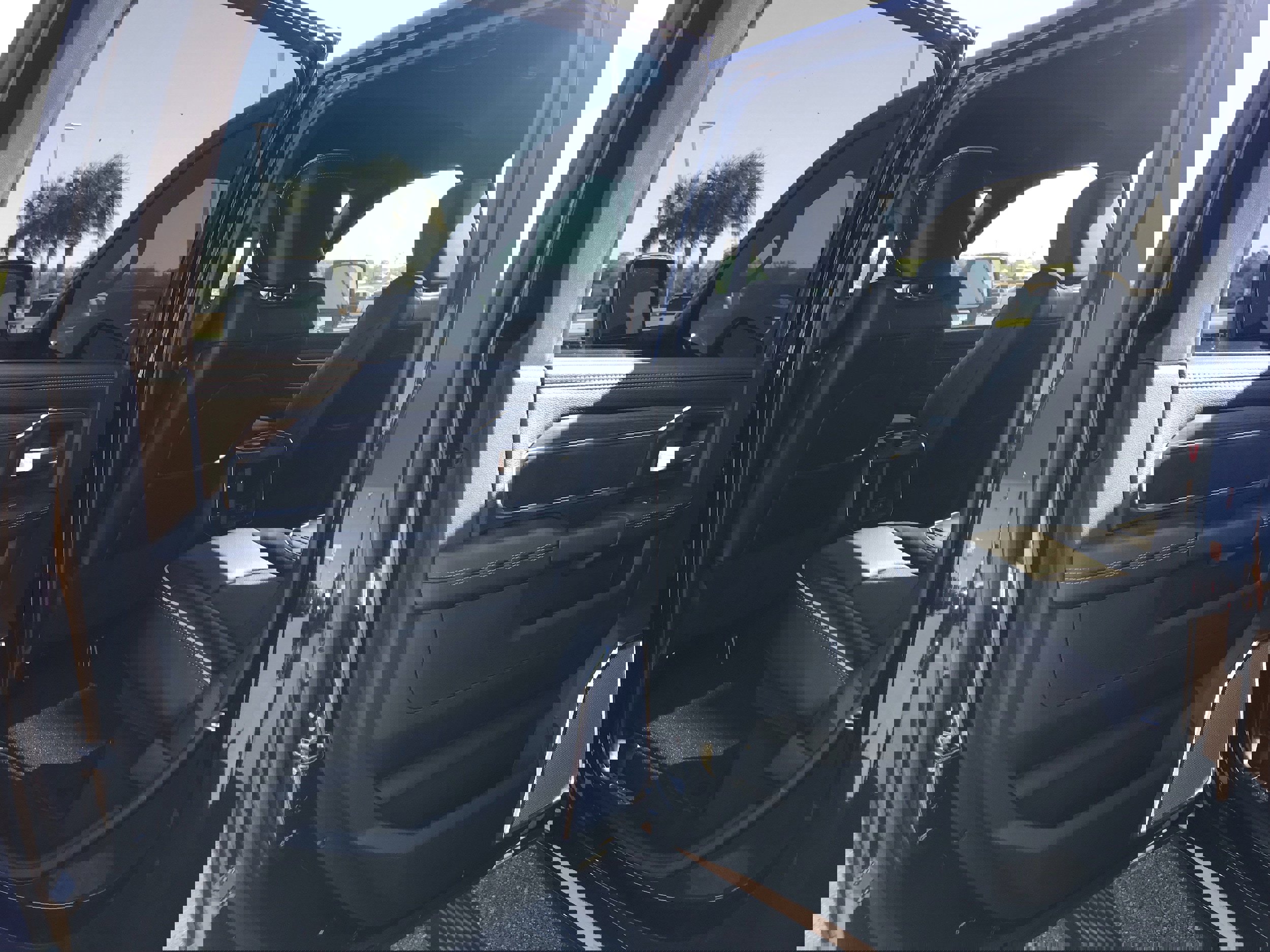 New 2025 RAM 2500 Laramie image 14