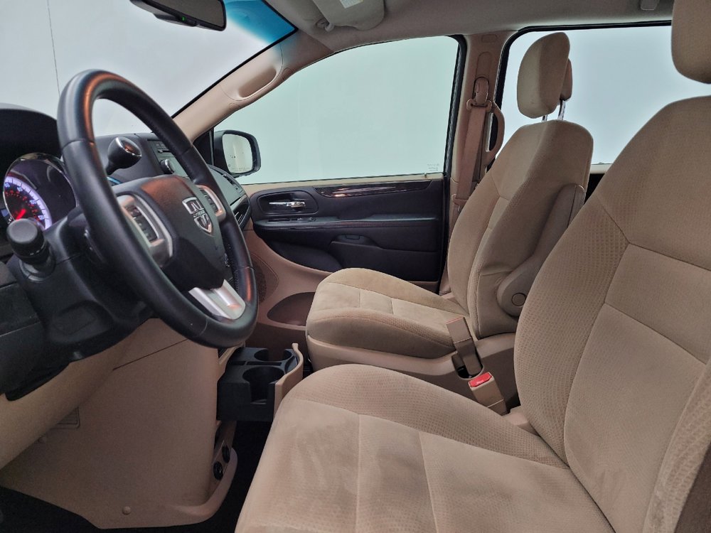 Used 2015 Dodge Grand Caravan American Value Package w/ UConnect Hands-Free Group image 17