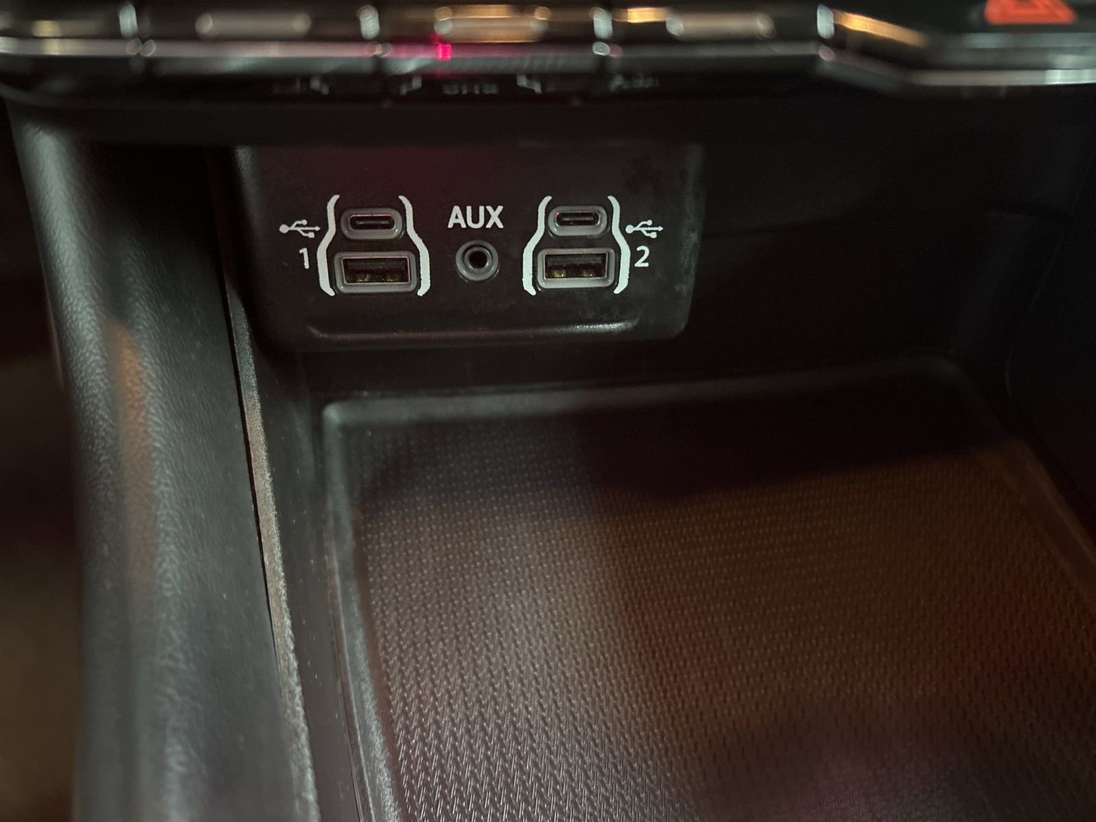 Used 2024 Dodge Durango GT image 28