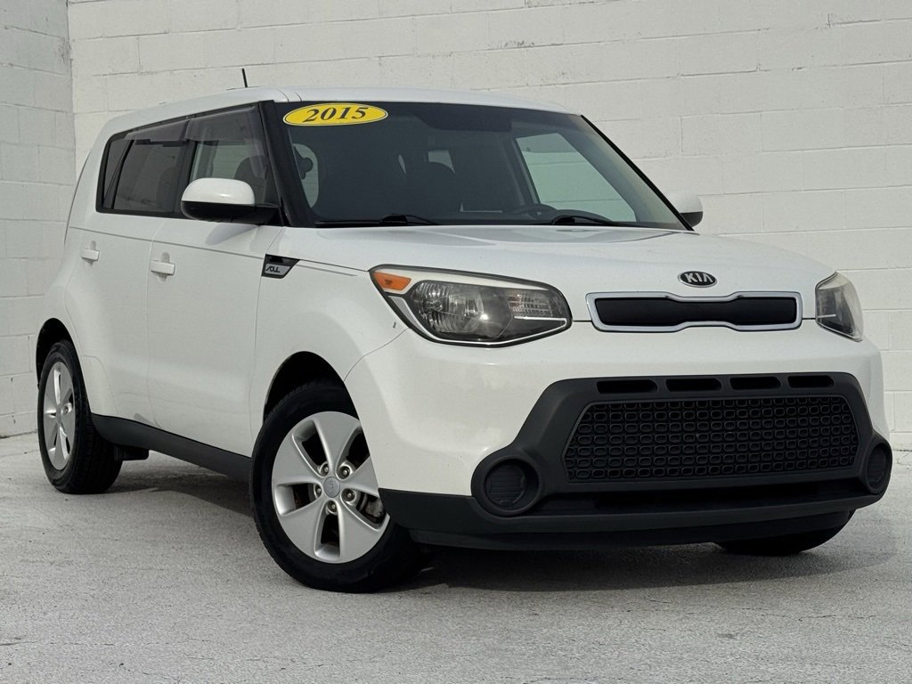 Used 2015 Kia Soul image 2