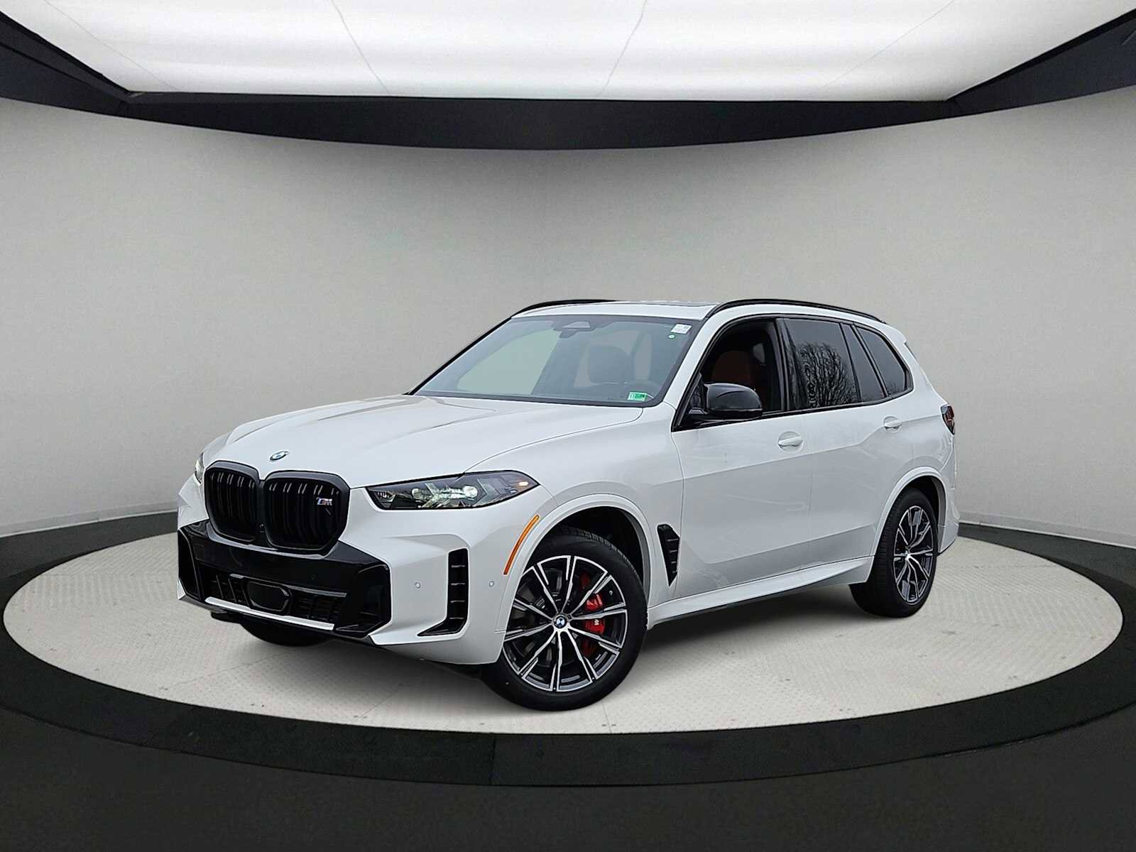 New 2026 BMW X5 M60i w/ Climate Comfort Package image 1