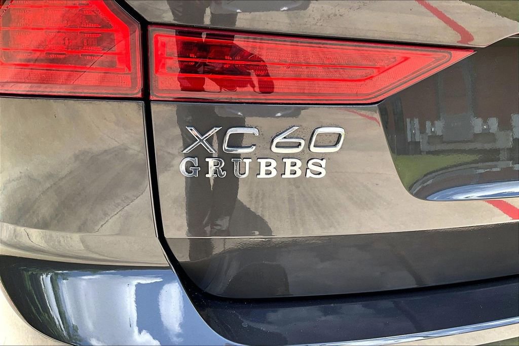 Used 2023 Volvo XC60 B5 Ultimate FWD image 42