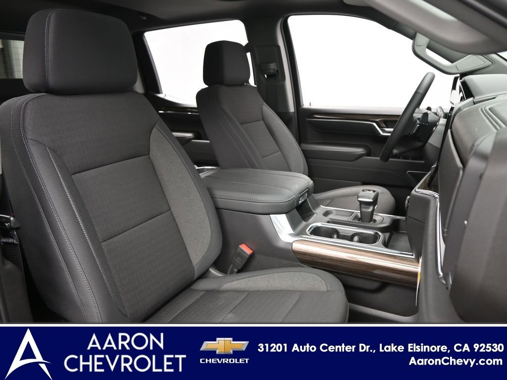 New 2026 Chevrolet Silverado 1500 RST w/ Dark Appearance Package image 23