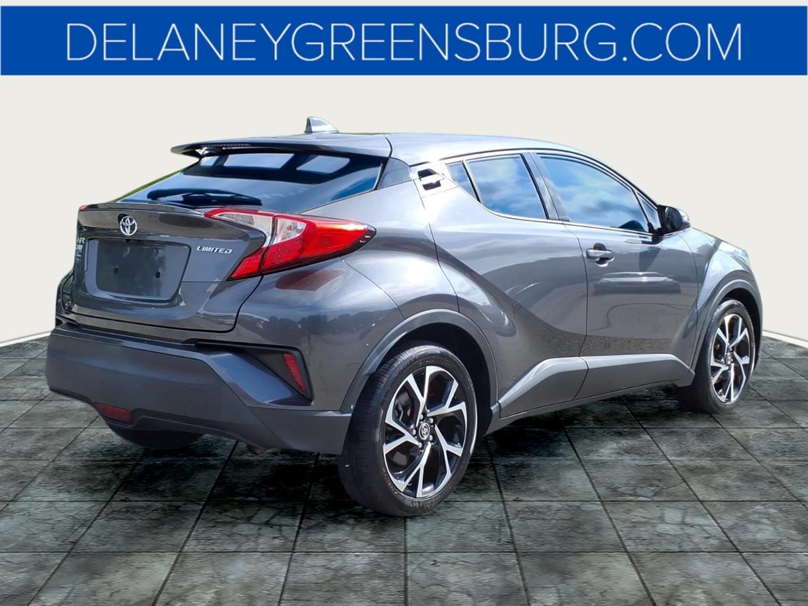 Used 2019 Toyota C-HR Limited FWD image 3