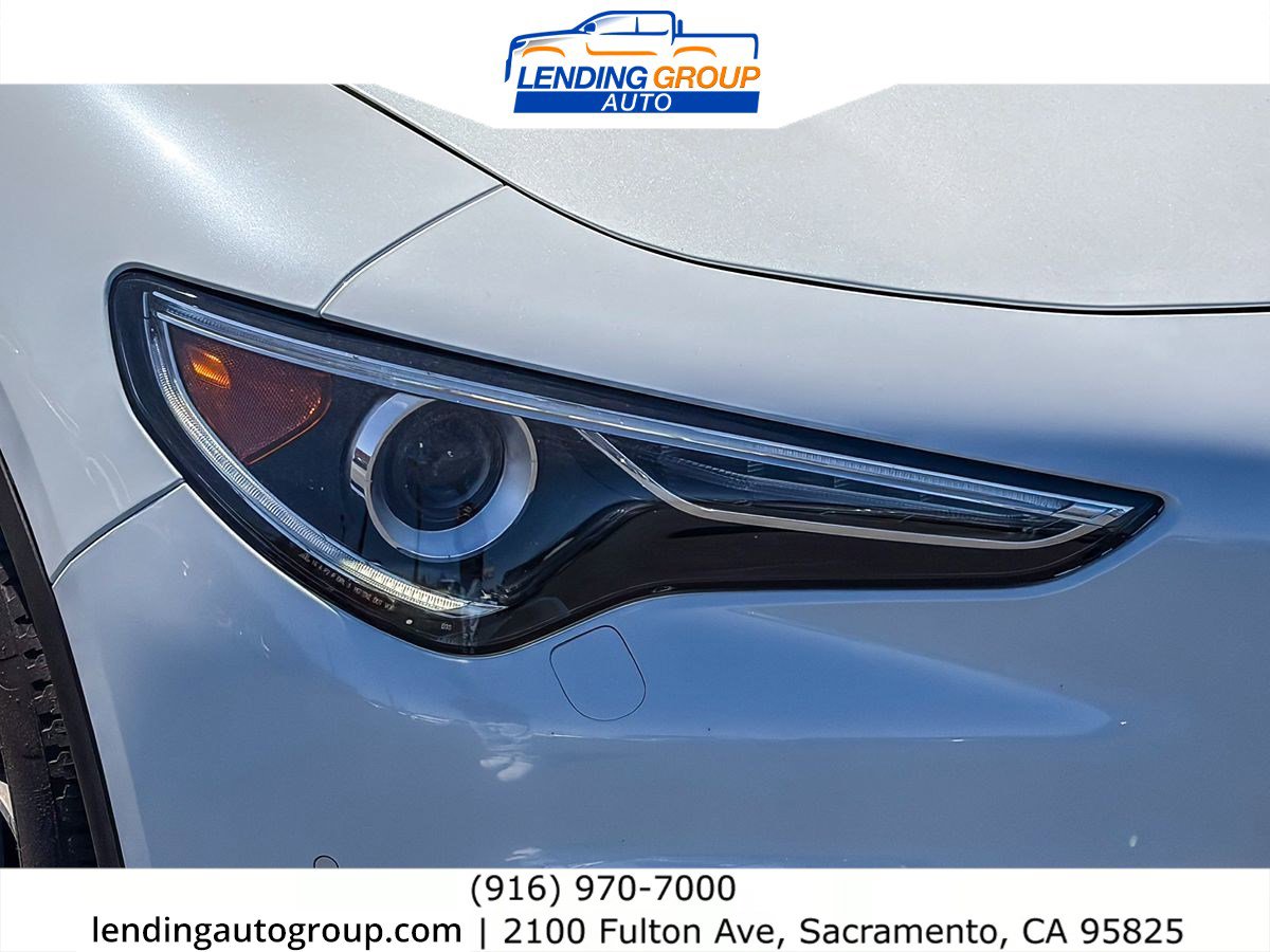 Used 2018 Alfa Romeo Stelvio Ti Sport AWD/4WD image 7
