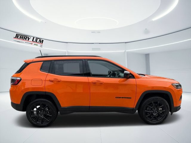 New 2026 Jeep Compass Latitude AWD/4WD image 7