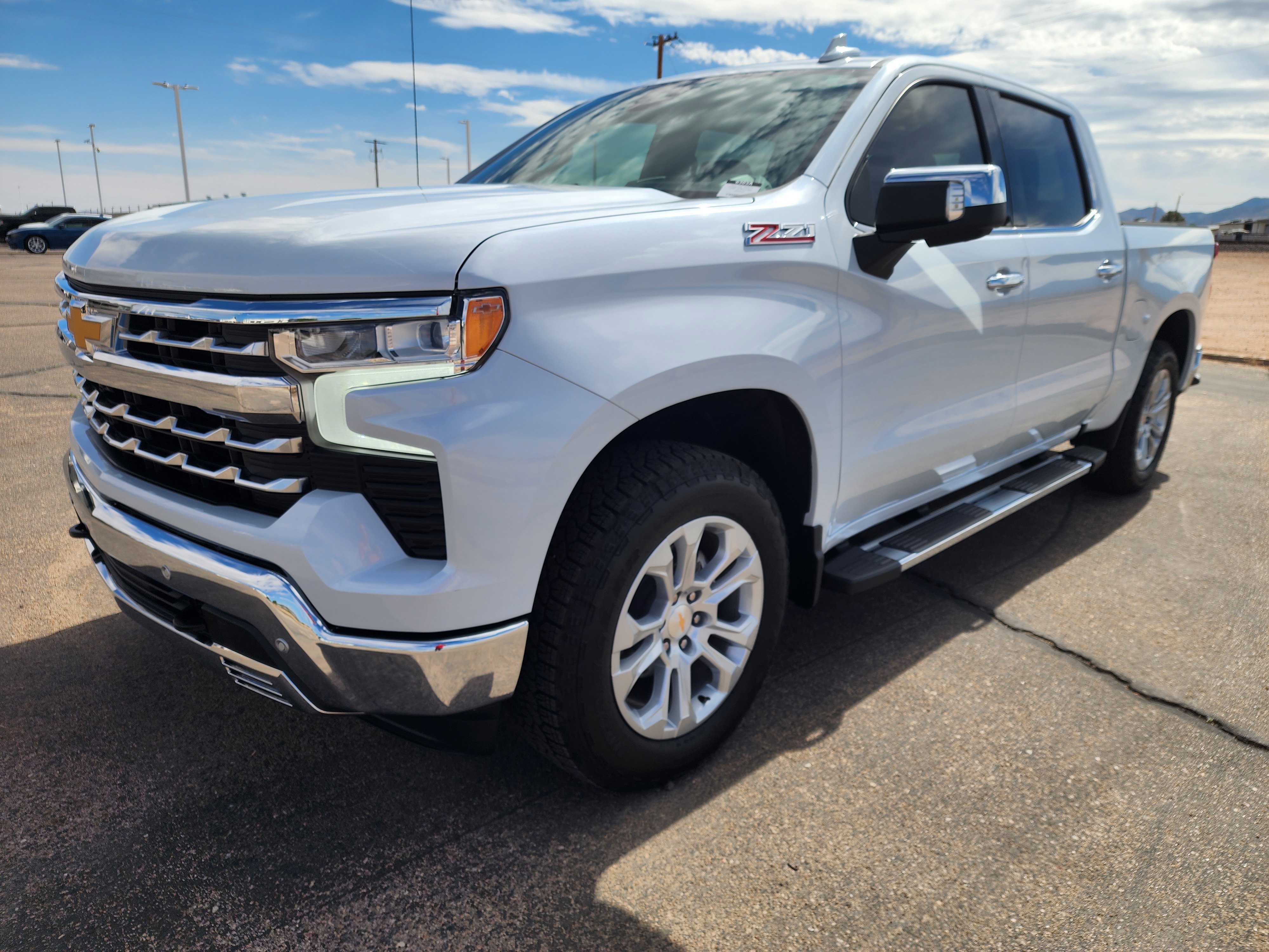 Used 2026 Chevrolet Silverado 1500 LTZ w/ LTZ Premium Package image 3