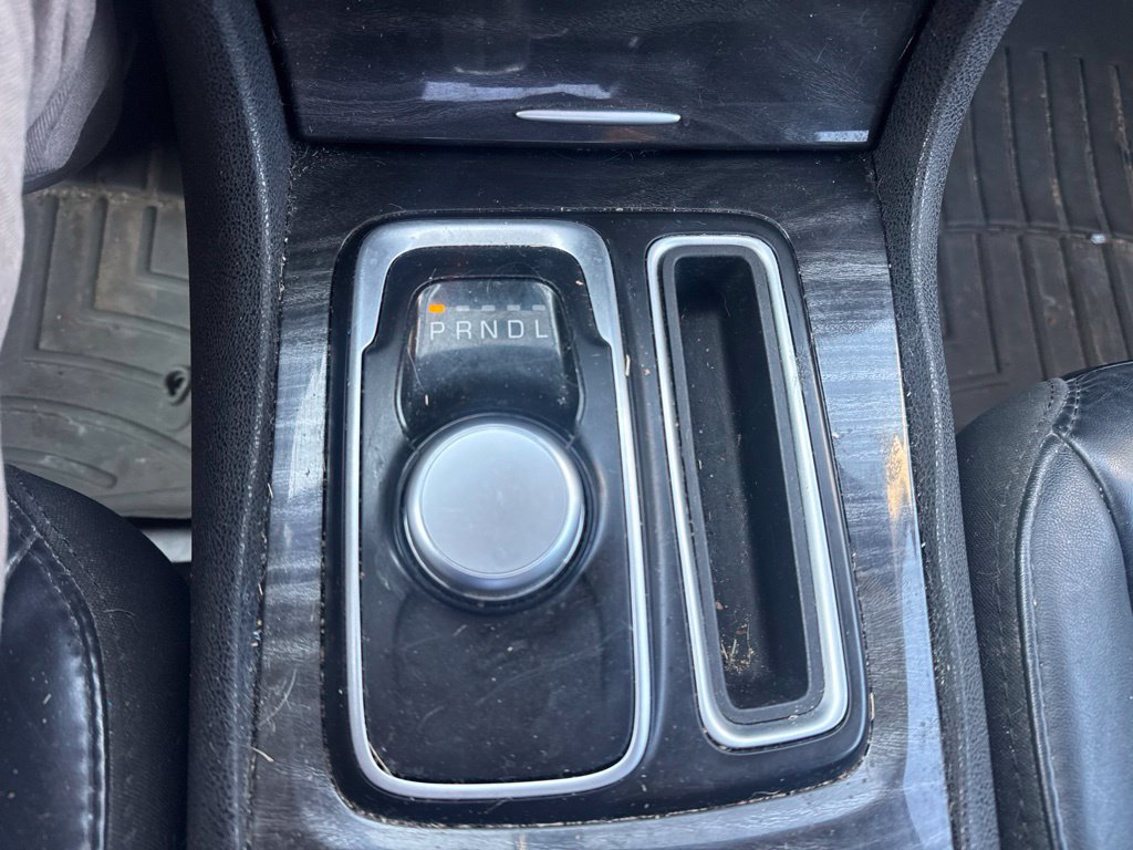 Used 2017 Chrysler 300 Limited RWD image 12