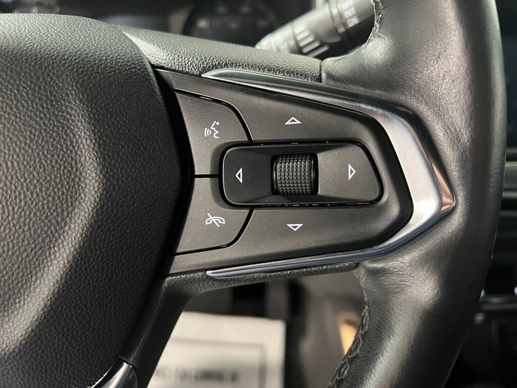 Used 2023 Chevrolet TrailBlazer ACTIV w/ Convenience Package image 12