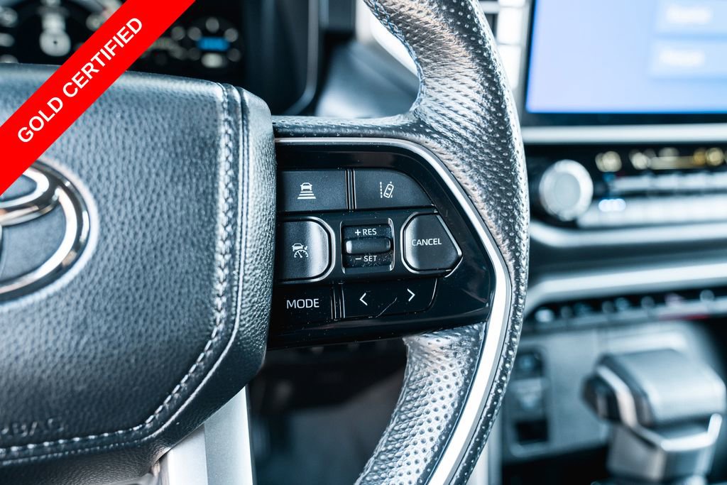 Certified 2024 Toyota Sequoia Platinum AWD/4WD image 17