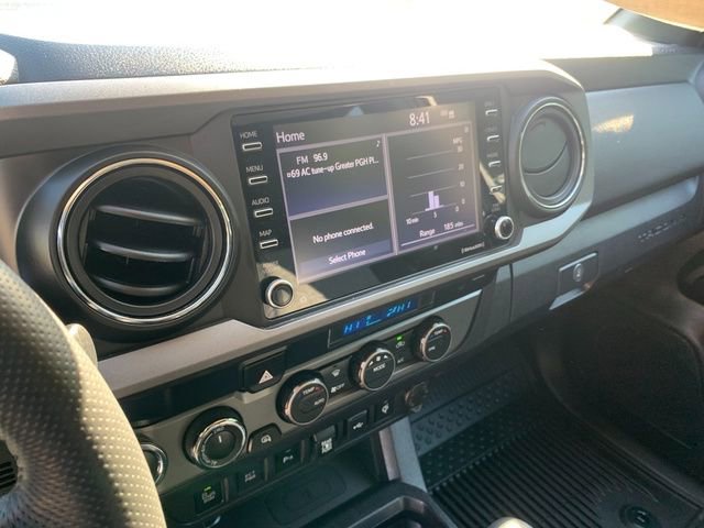 Used 2021 Toyota Tacoma TRD Sport w/ Technology Package AWD/4WD image 26