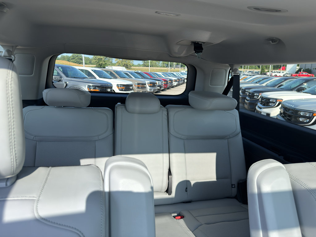 New 2027 Ford Expedition Max Platinum AWD/4WD image 21