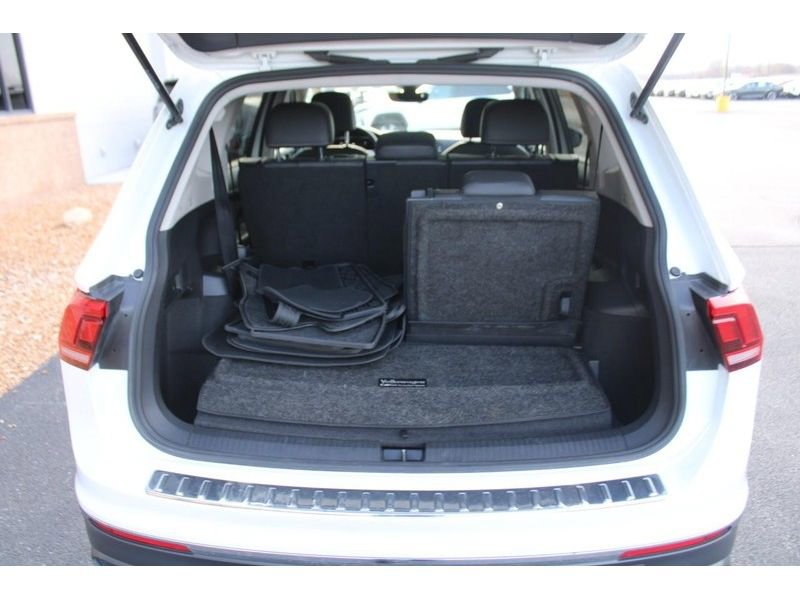 Used 2023 Volkswagen Tiguan SE FWD image 7