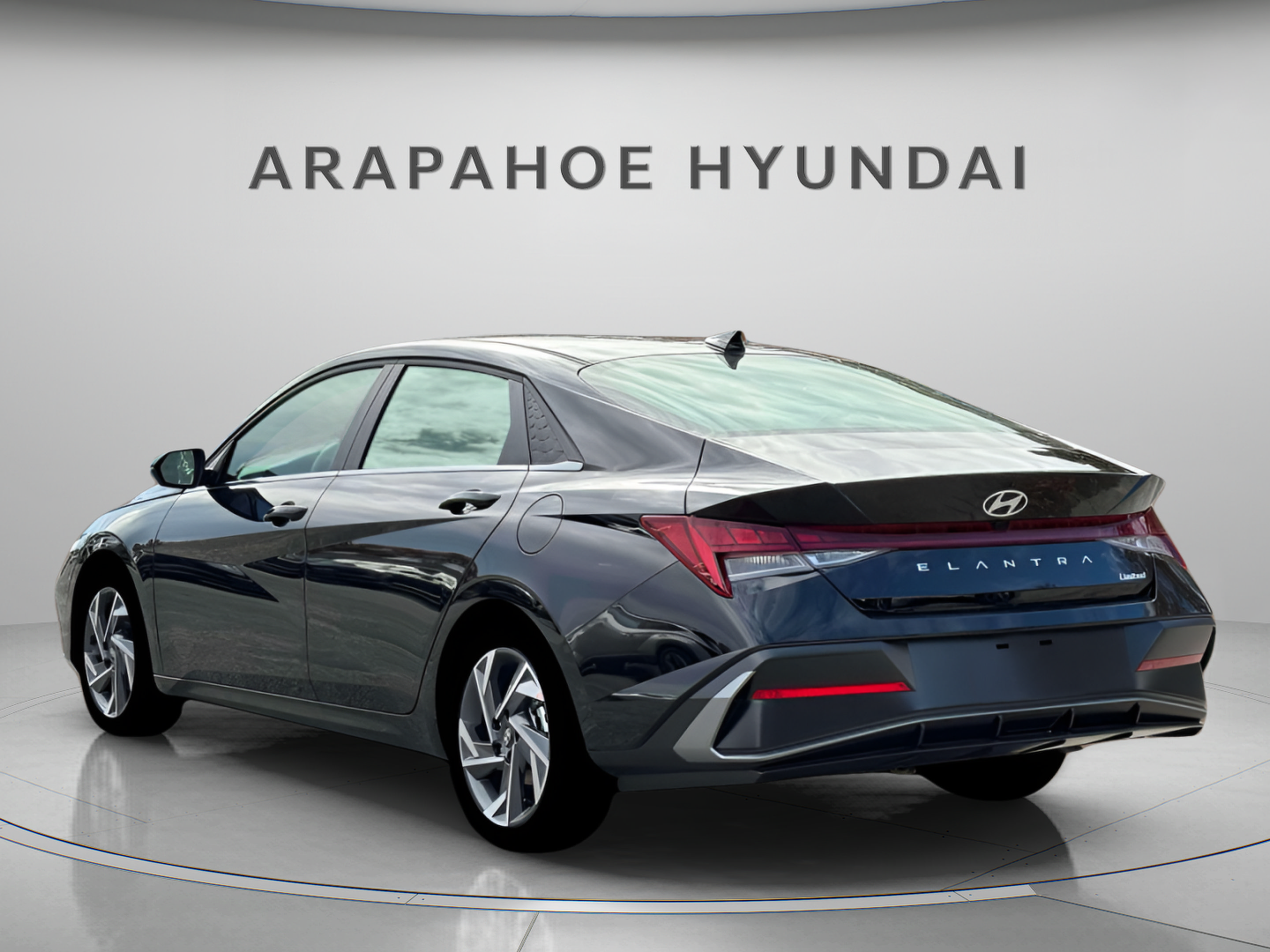 New 2026 Hyundai Elantra Limited FWD image 4