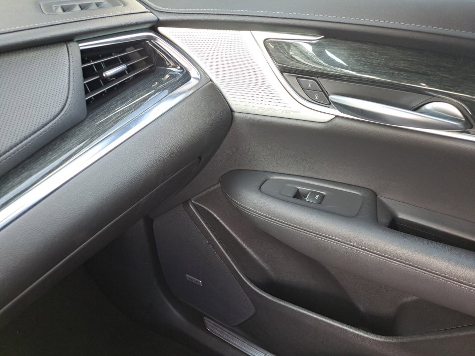 Certified 2021 Cadillac XT5 Premium Luxury image 31