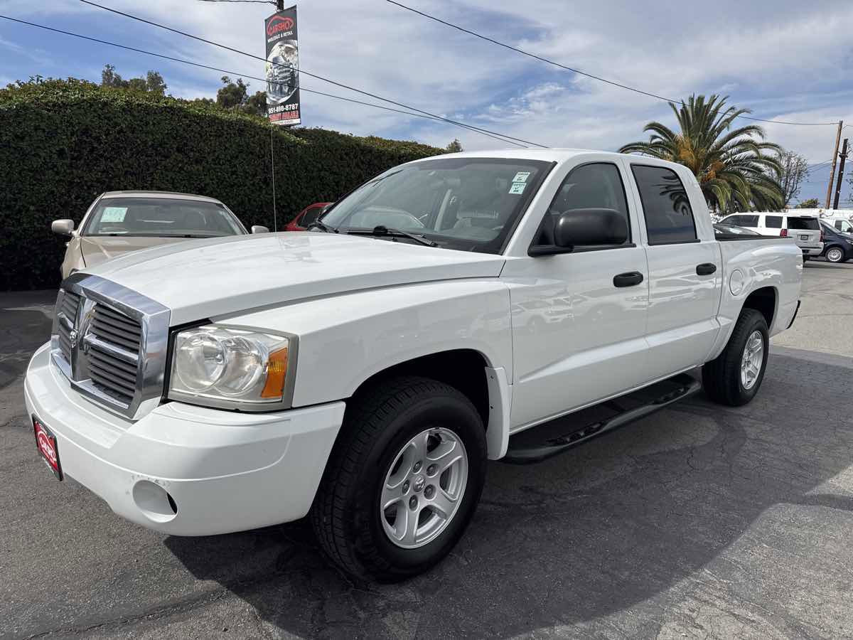 Used 2007 Dodge Dakota SLT w/ Trailer Tow Group image 3