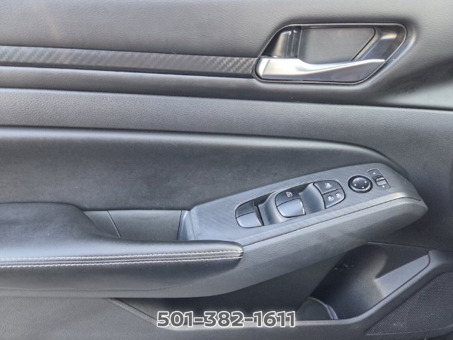 Used 2025 Nissan Altima 2.5 SV AWD/4WD image 31