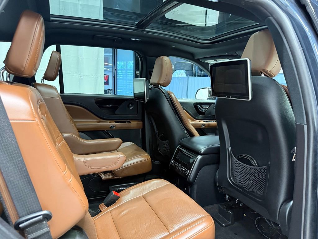 Used 2022 Lincoln Aviator Grand Touring w/ Equipment Group 301A image 26