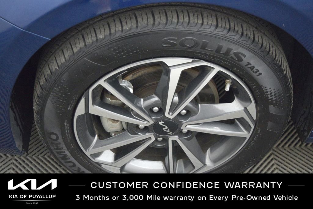 Certified 2023 Kia Forte LXS w/ LXS Technology Package image 21