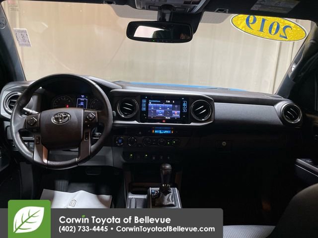 Used 2019 Toyota Tacoma TRD Off-Road image 11