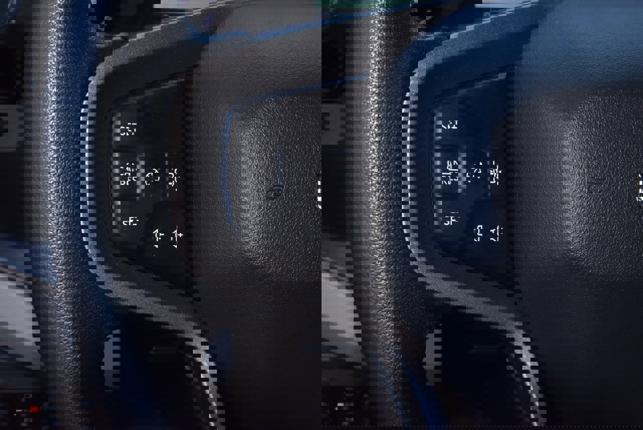 Used 2023 Ford Bronco Wildtrak image 24