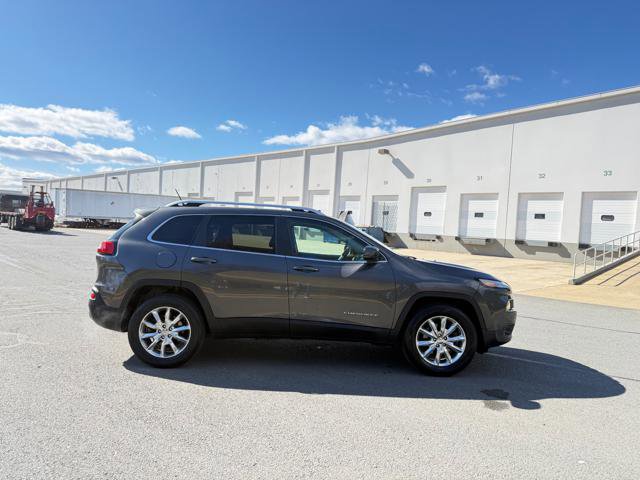 Used 2014 Jeep Cherokee Limited w/ Technology Group image 5