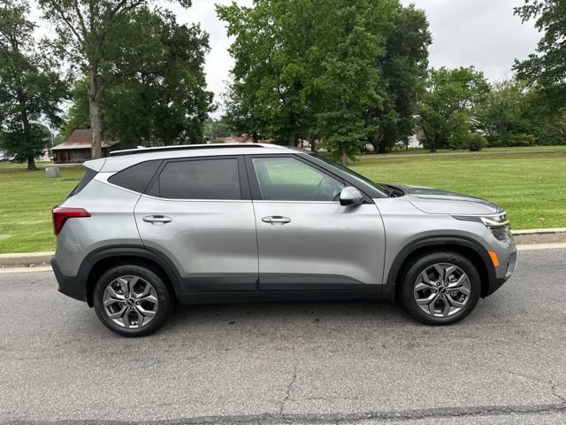 Certified 2024 Kia Seltos S FWD image 29