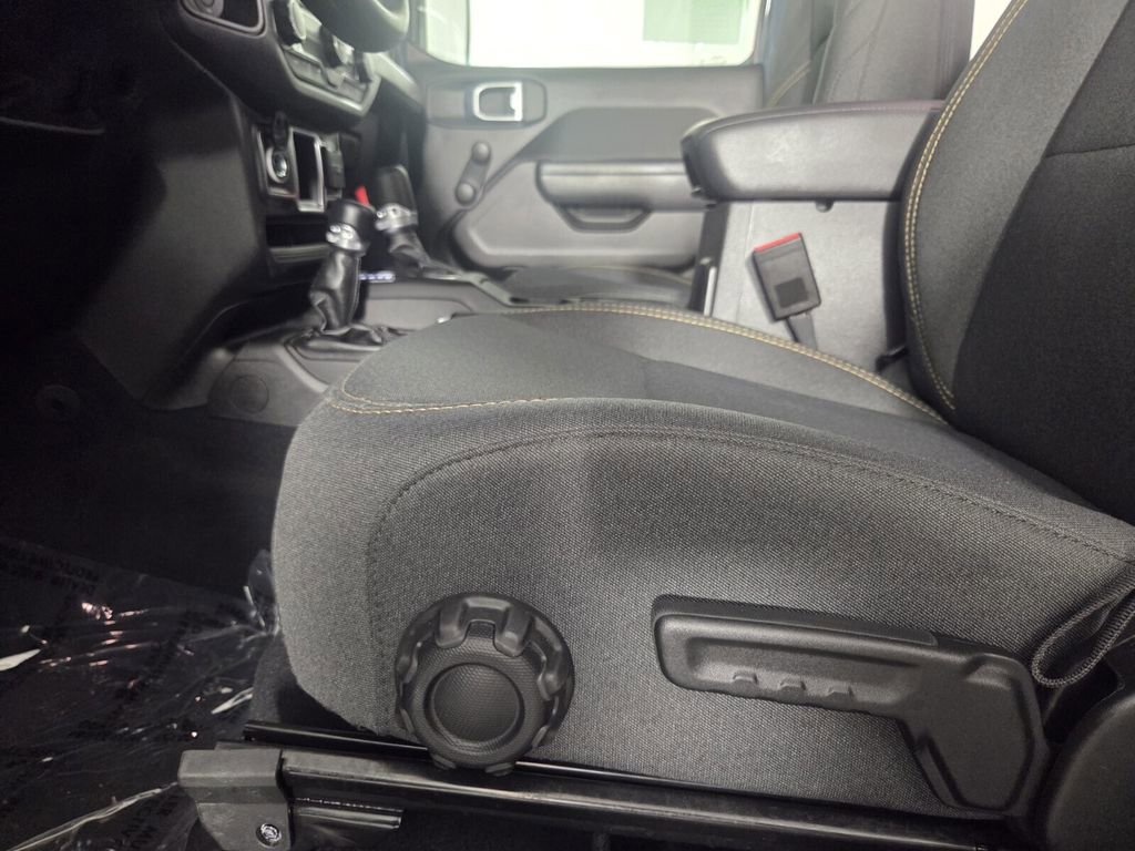 Certified 2024 Jeep Wrangler Sport image 12