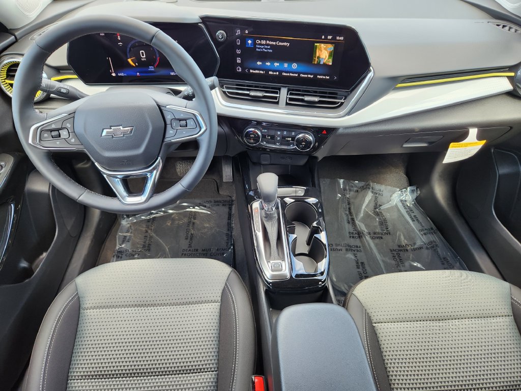 New 2026 Chevrolet Trax LT w/ Driver Confidence Package FWD image 11