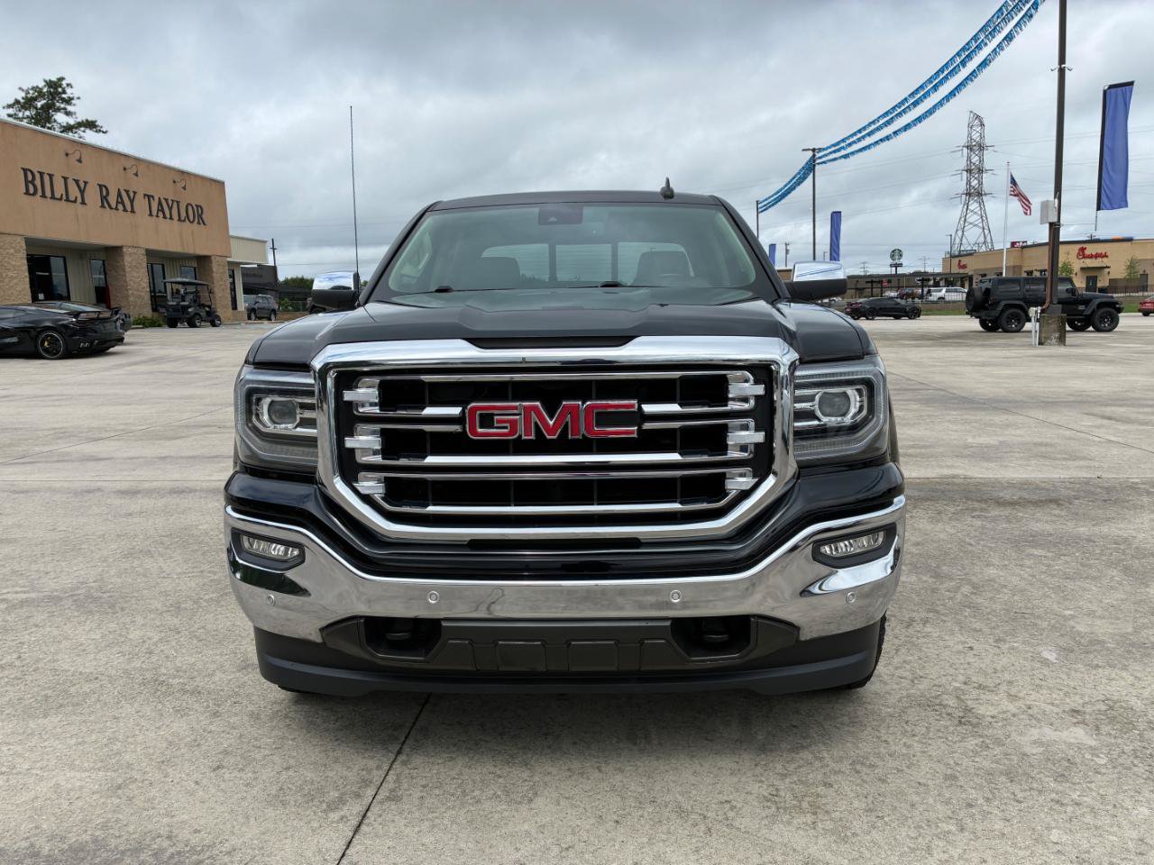 Used 2017 GMC Sierra 1500 SLT AWD/4WD image 3