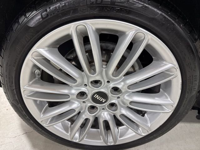 Used 2021 MINI Cooper S w/ Signature Upholstery Package image 10