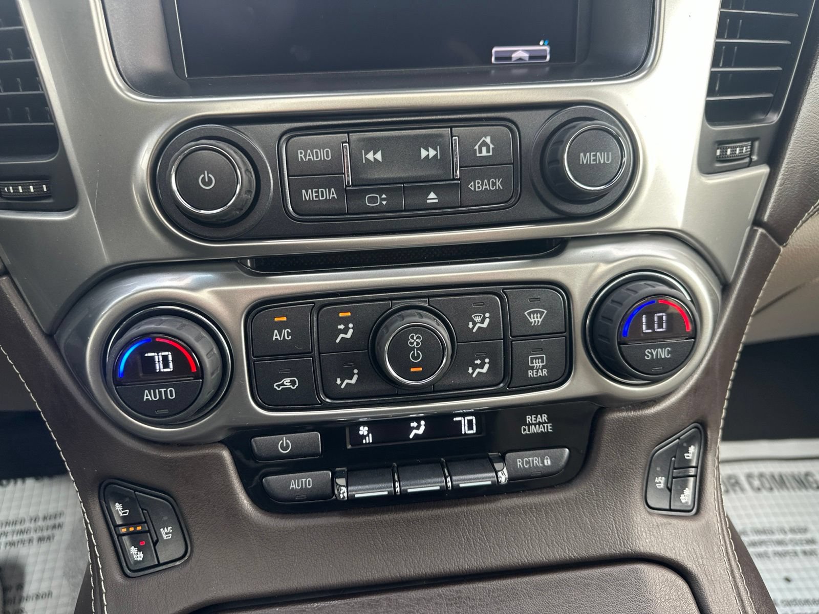 Used 2015 Chevrolet Suburban LTZ AWD/4WD image 66