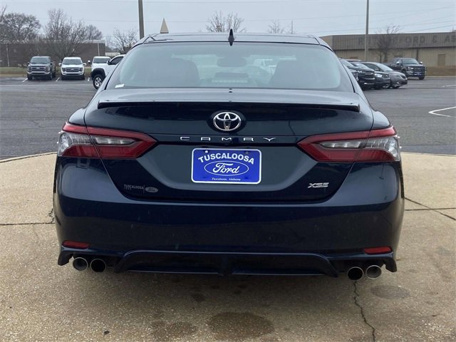 Used 2021 Toyota Camry XSE image 3