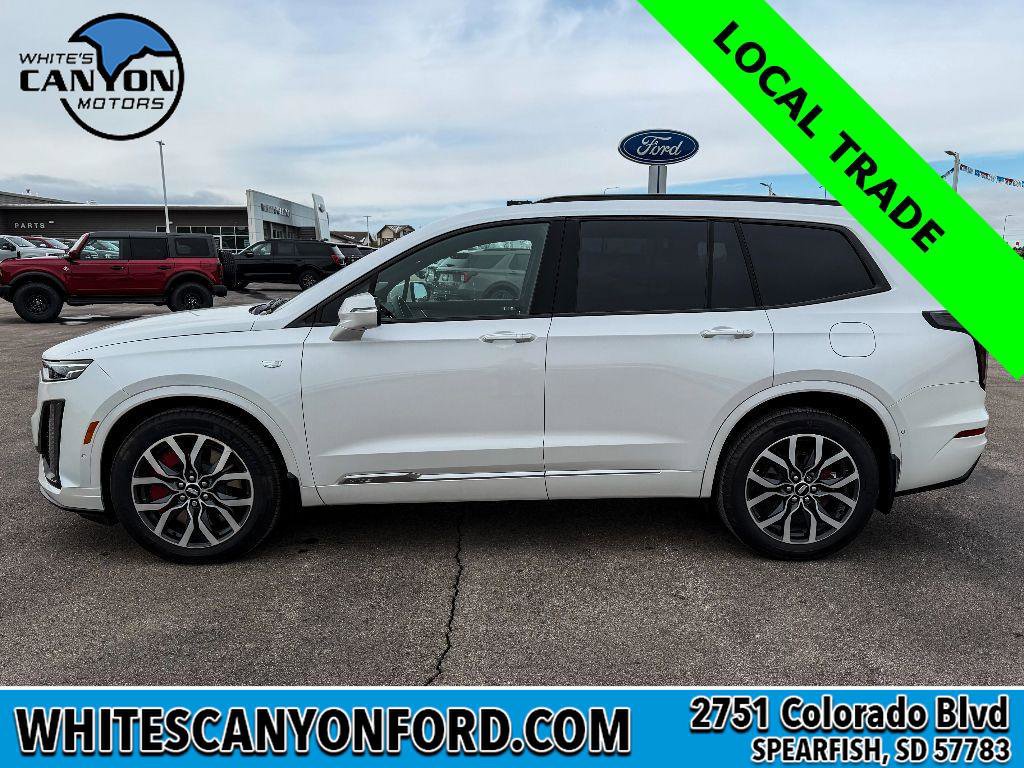 Used 2025 Cadillac XT6 Sport w/ Platinum Package AWD/4WD image 2