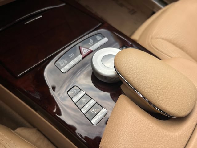 Used 2012 Mercedes-Benz S 400 image 30