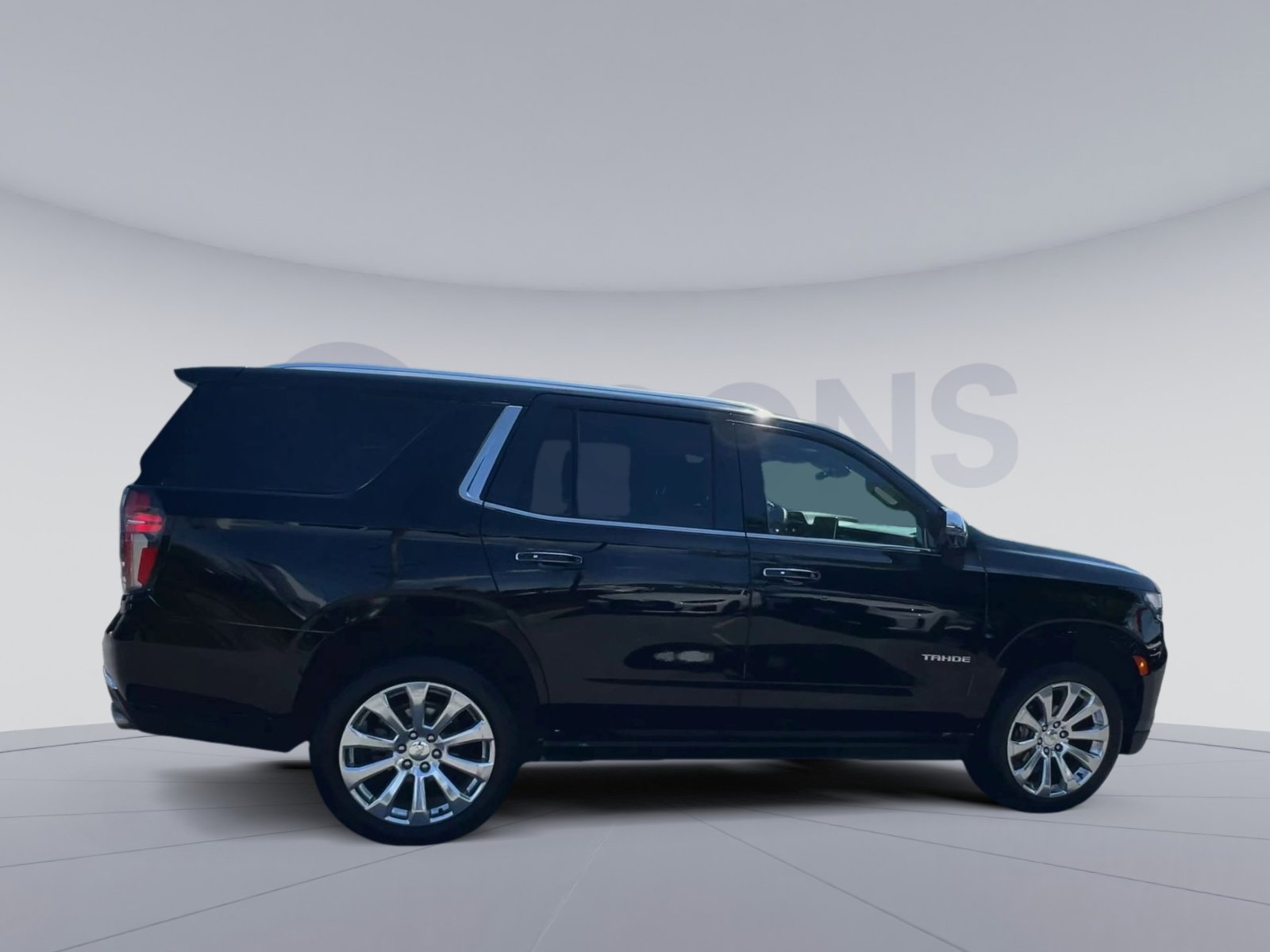 Used 2023 Chevrolet Tahoe Premier AWD/4WD image 12