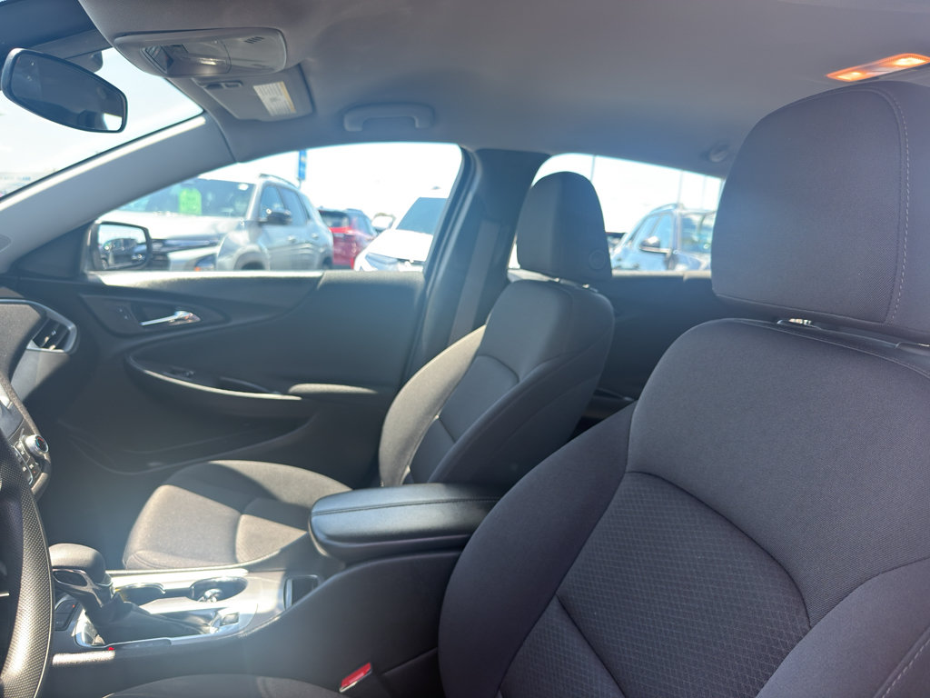 Used 2024 Chevrolet Malibu LT FWD image 26