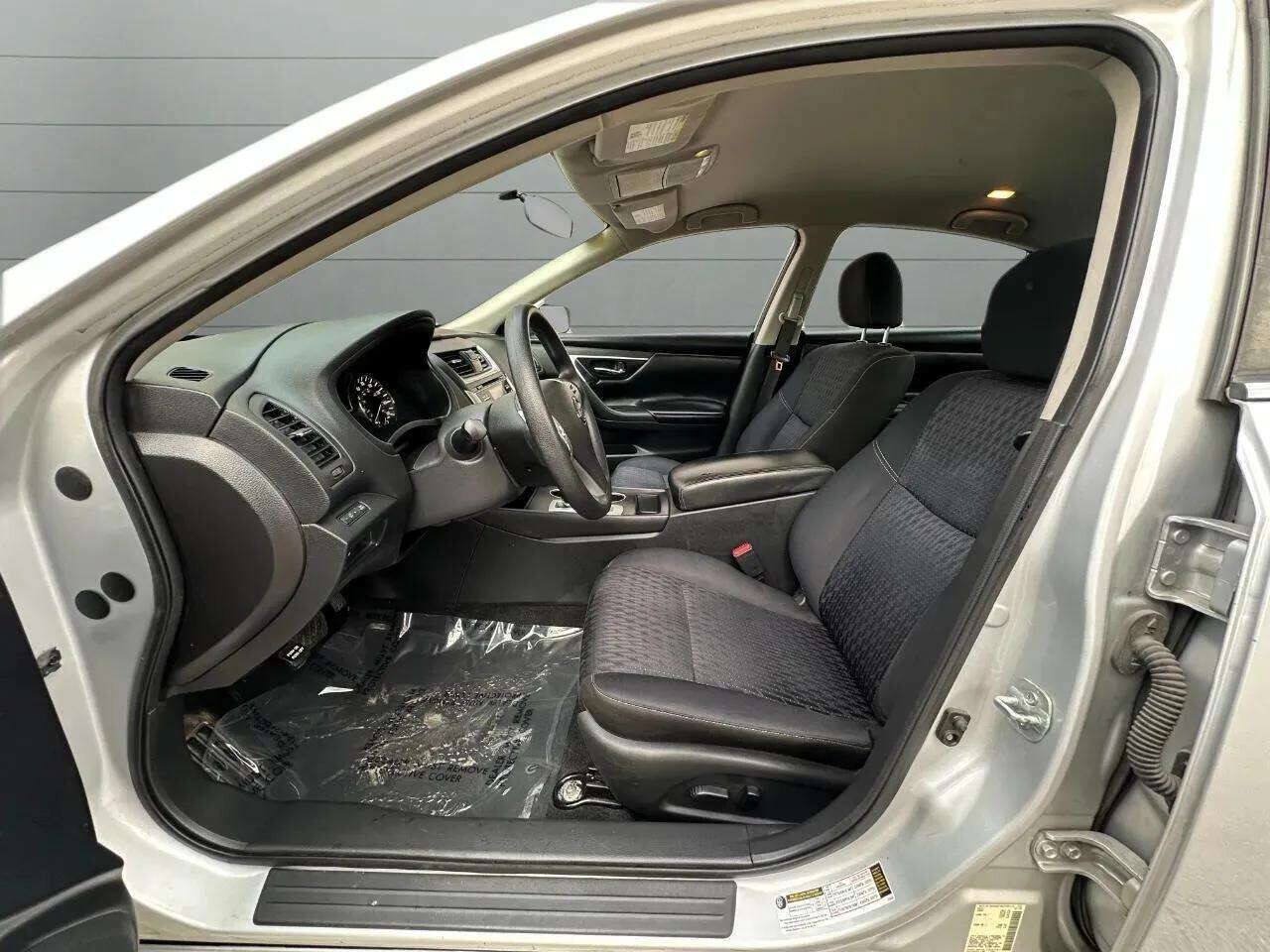 Used 2016 Nissan Altima 2.5 S w/ Power Driver Seat Package FWD image 41