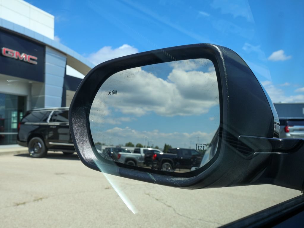 New 2027 GMC Terrain Elevation w/ LPO, Floor Liner Package FWD image 27