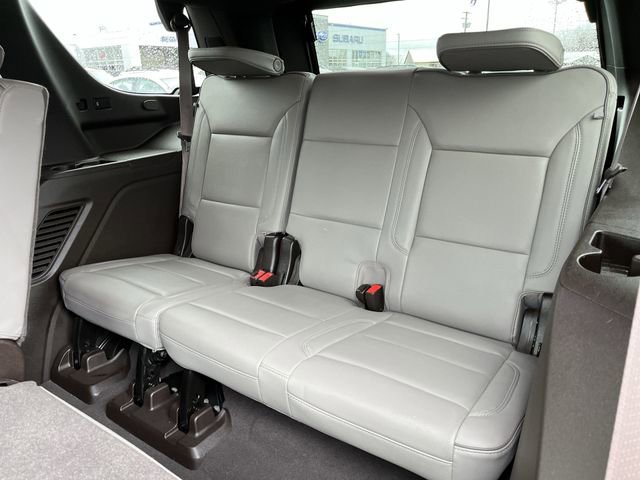 Used 2022 GMC Yukon SLT w/ SLT Premium Package image 28